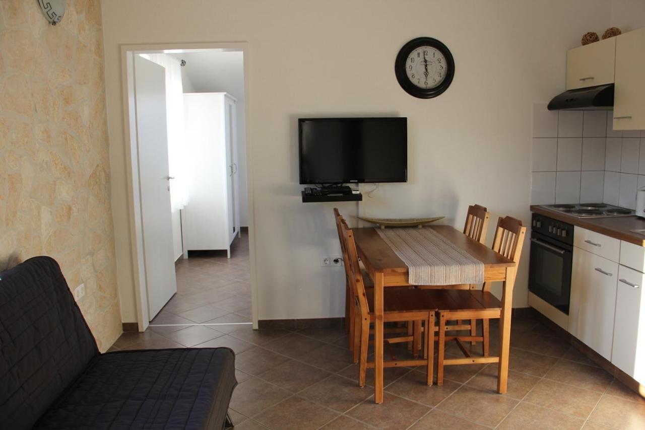 Apartment Nanito โตรกีร์ ภายนอก รูปภาพ
