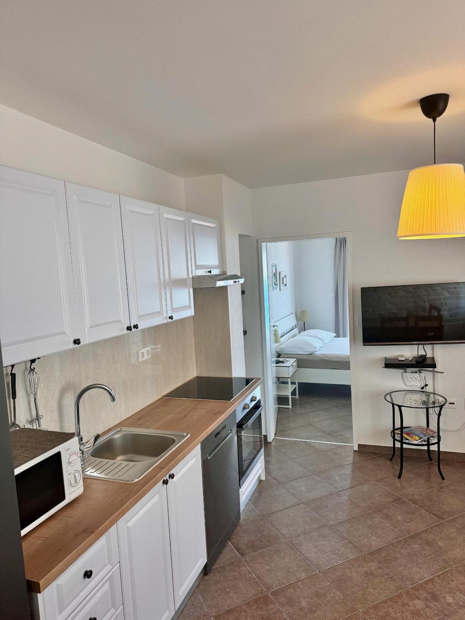 Apartment Nanito โตรกีร์ ภายนอก รูปภาพ